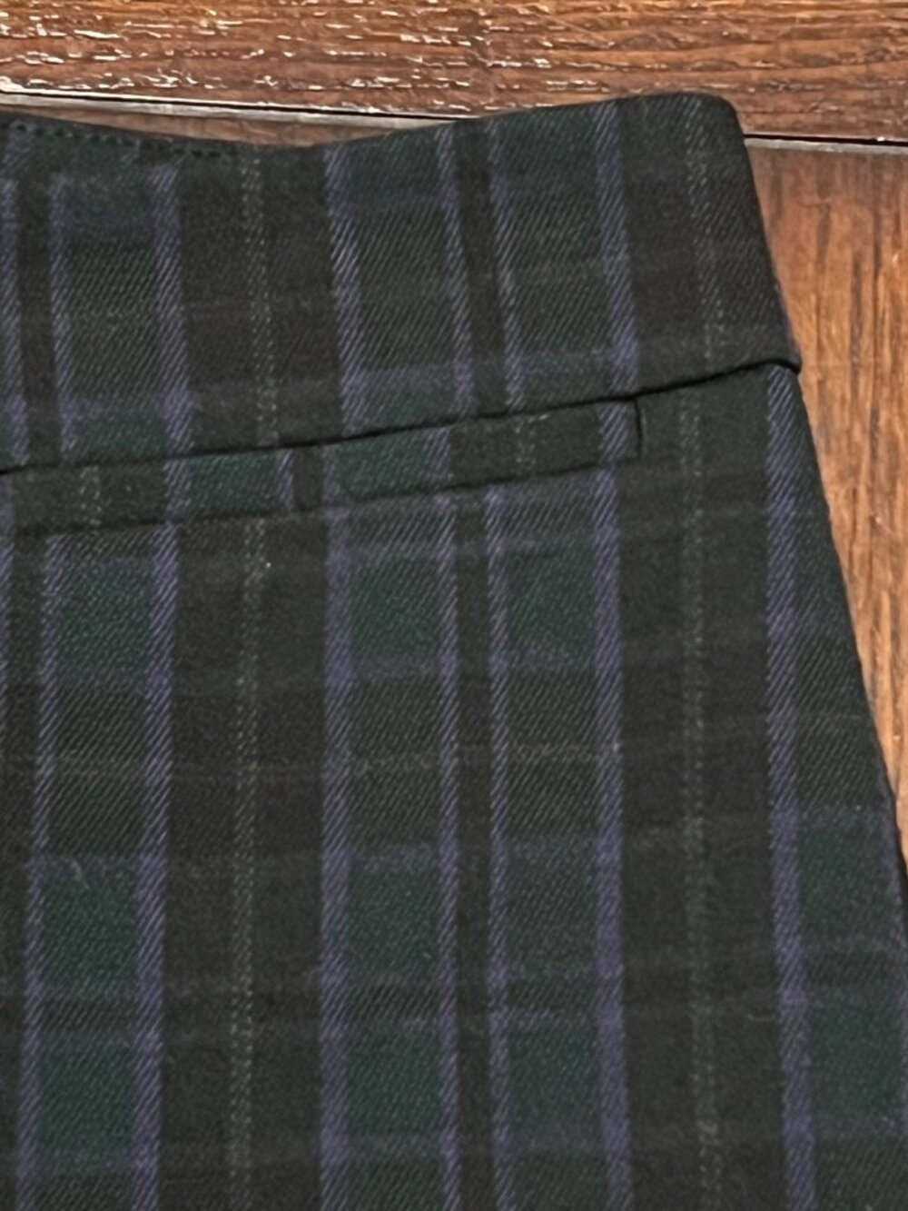 Talbots Signature Green Plaid Flat Front Pants Tartan Holiday 6 Straight Leg - Picture 2 of 8